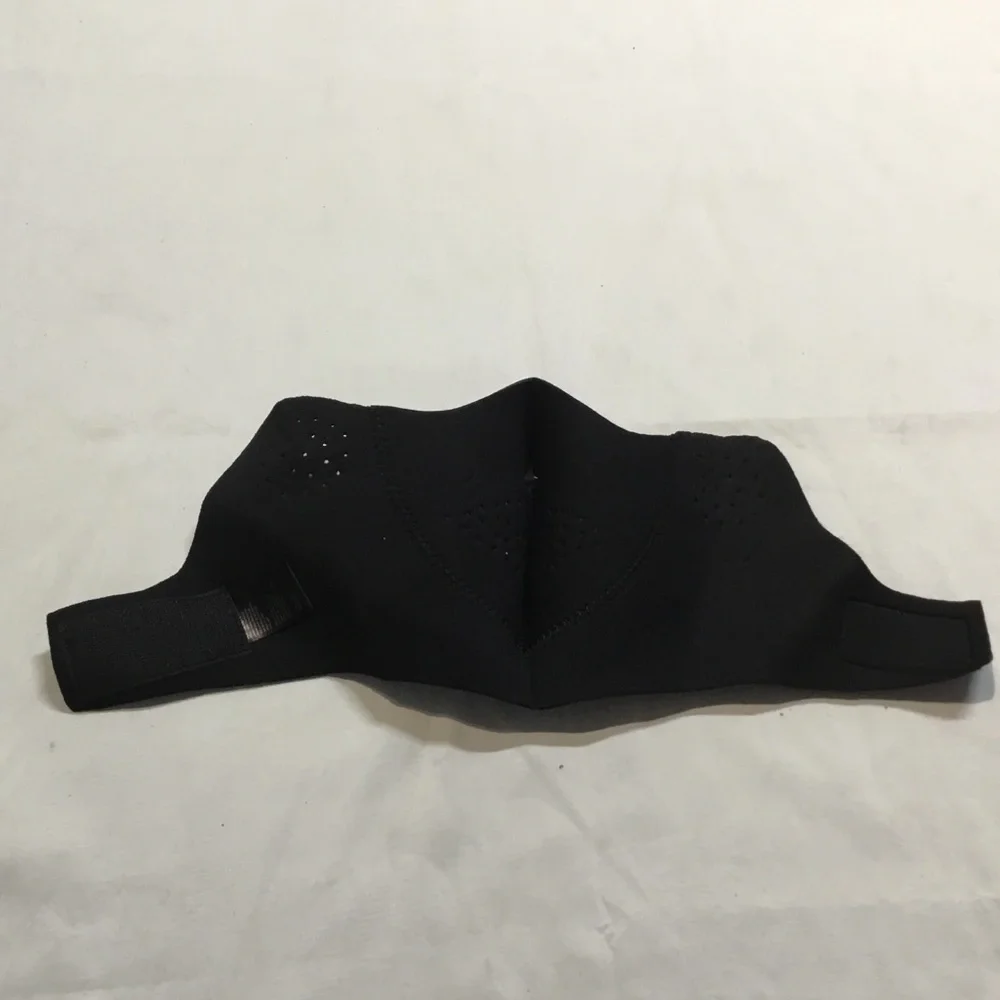 NWT Neoprene Face mask